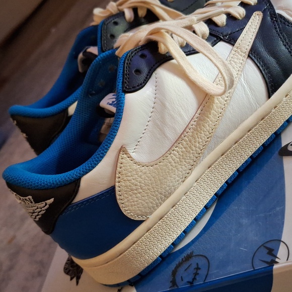 Air Jordan Low Cactus Jack - Picture 2 of 13